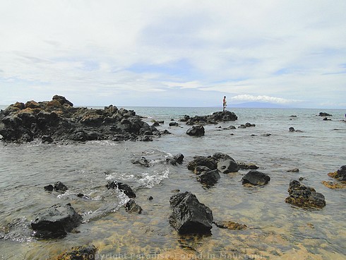 Picture of Mokapu Beach on Maui, Hawaii.