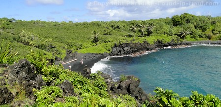 Waianapanapa Black Sand Beach