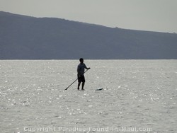 Picture of stand-up paddleboarder in Maui, Hawaii.