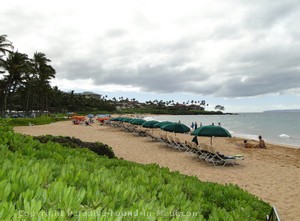 Picture of Wailea Beach in front of the Grand Wailea Resort, Maui, Hawaii.