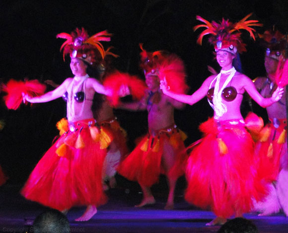 Grand Wailea Luau Female Hula Dancers
