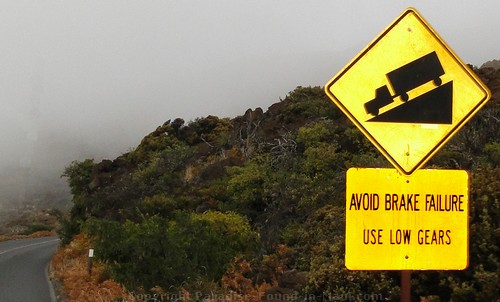 Steep Incline Sign Crater Road