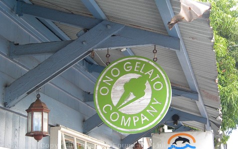 Picture of sign for Ono Gelato in Lahaina, Maui, Hawaii.