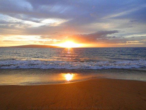 Picture of a Maui sunset.