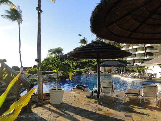 Swimming pool umbrellas at the Sheraton Maui's pool