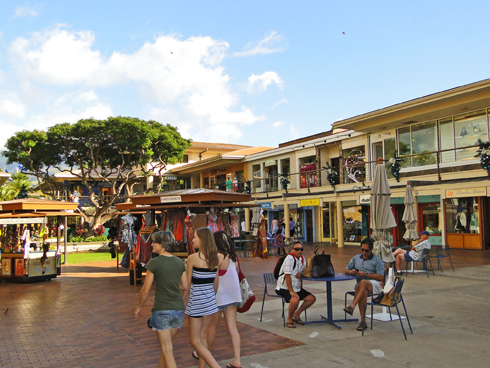 Shopping at Whaler's Village in Maui