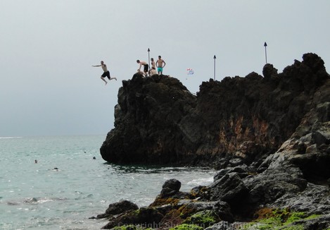 Cliff Jumper at Black Rock on Kaanapali Beach
