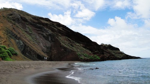 Oneuli Black Sand Beach, Maui