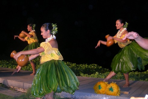 Picture of the Feast at Lele luau dancers.